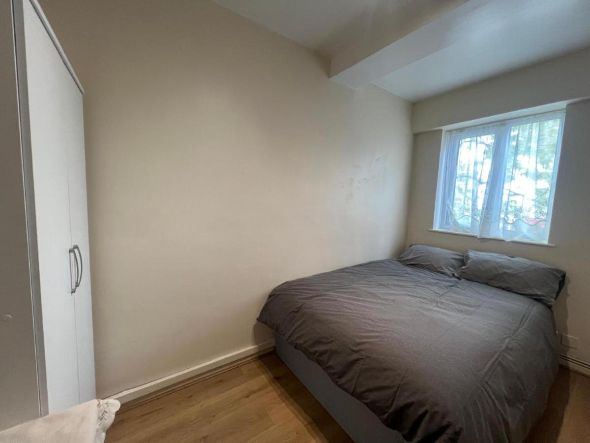 3 Double Bedroom, Duplex Apartment, Edgware Rd W2, Zone 1 Londra